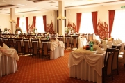 Hotel Pod Lasem, Chyn�w